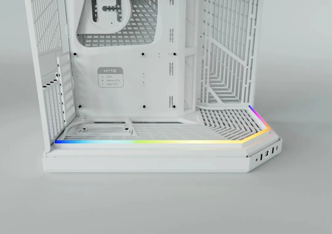 HYTE LN60  NOODLE  Light Strip, White