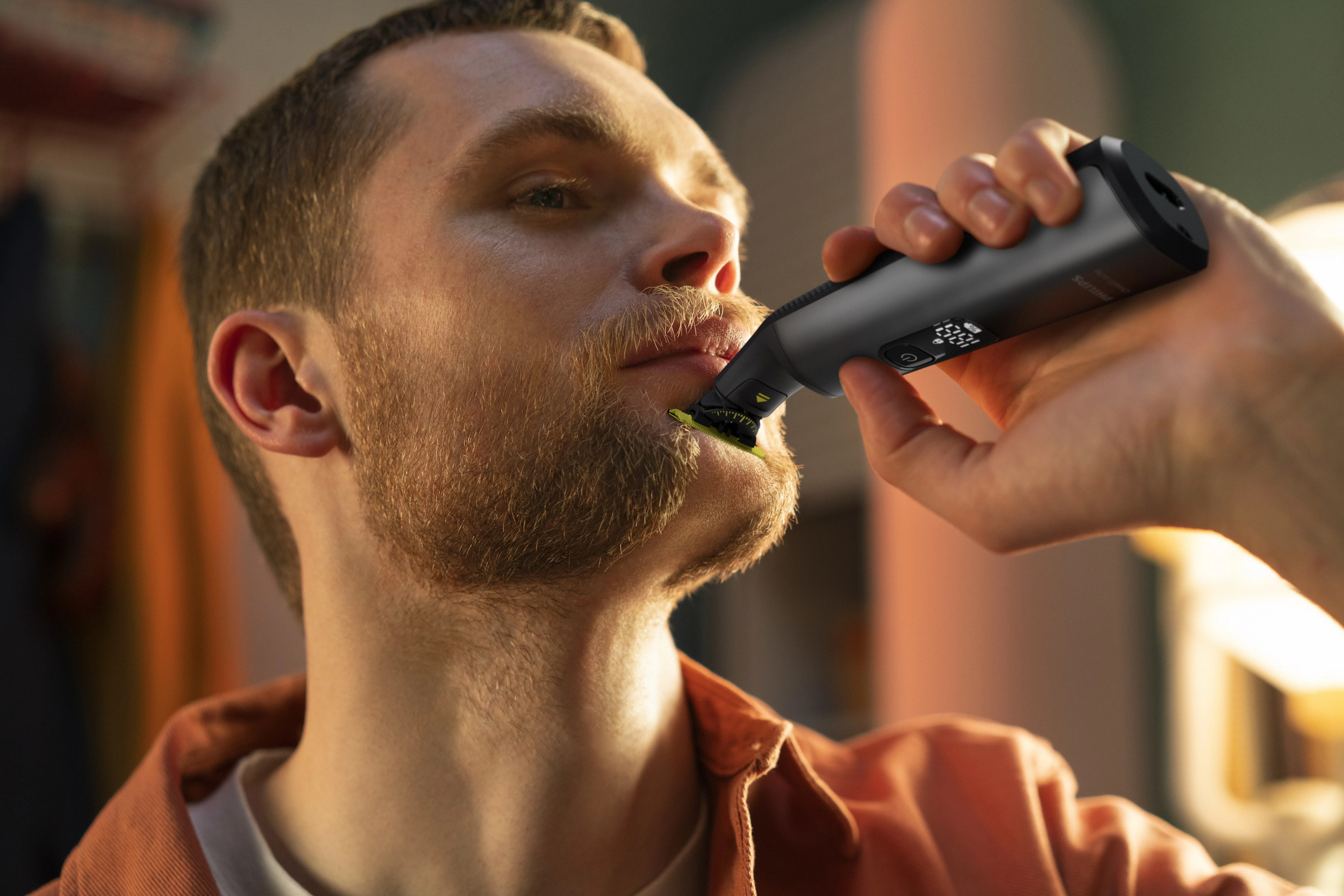 Philips OneBlade QP6551 - face  body trimmer