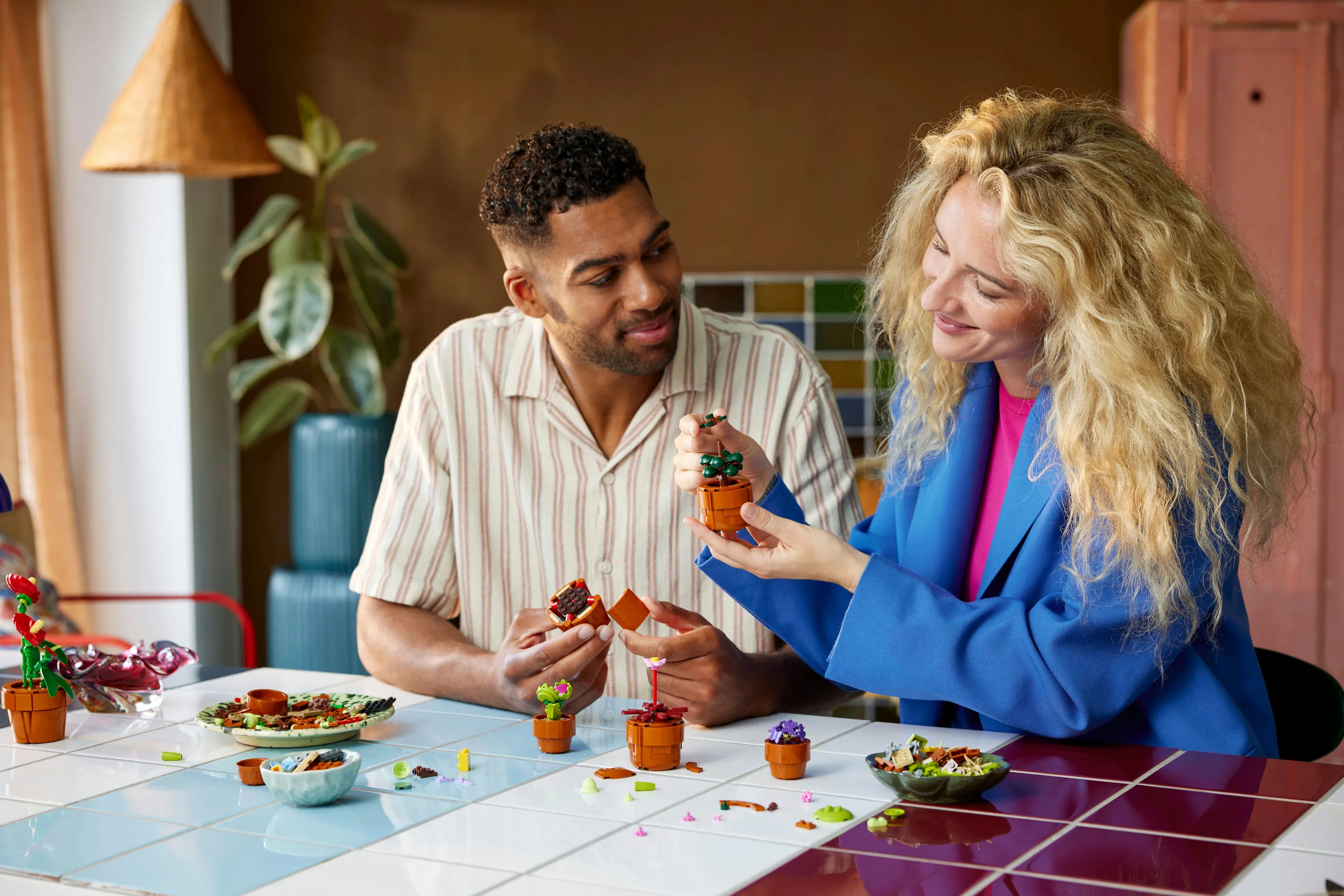 LEGO Icons Miniv&auml;xter 10329