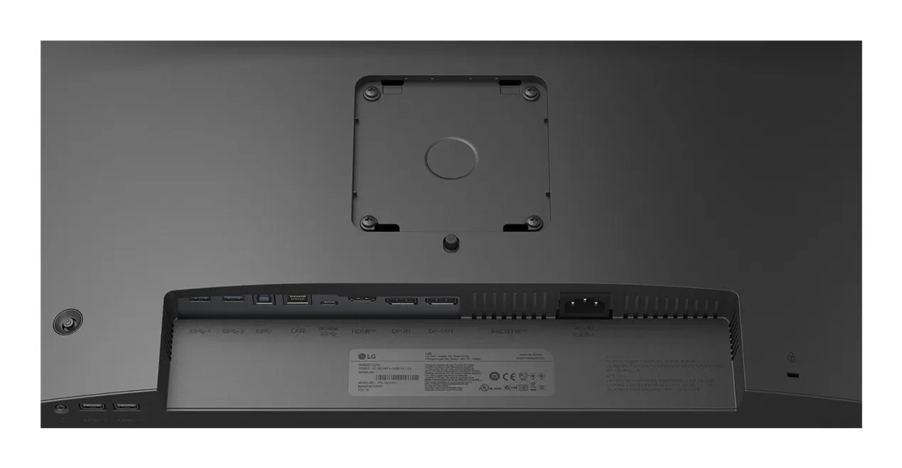 LG B2B 24BA750 23.8&quot; Full HD, IPS - sk&auml;rm