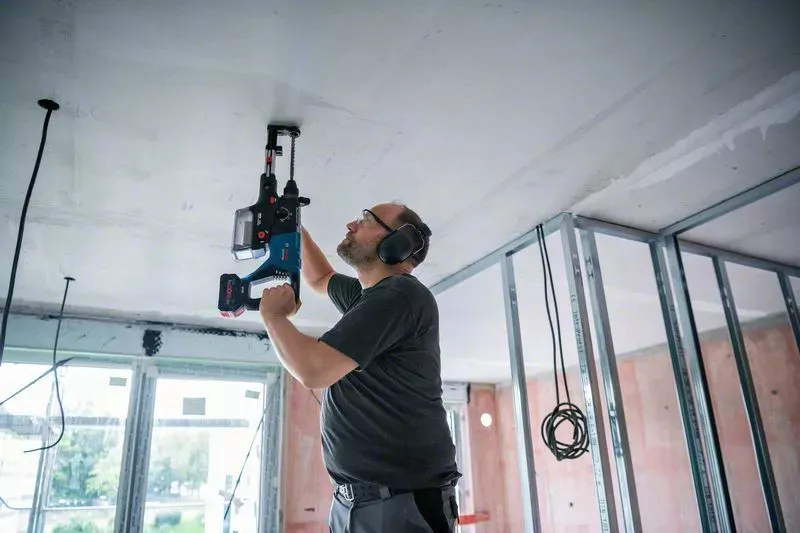 Bosch Cordless Hammer Drill GBH 18V-28 DC Professional solo, 18V (blue/black, without battery and charger, in XL-BOXX)