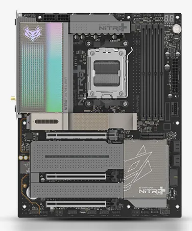 Sapphire NITRO+ X870EA Phantom Link Edition WiFi 7 AM5 ATX moderkort