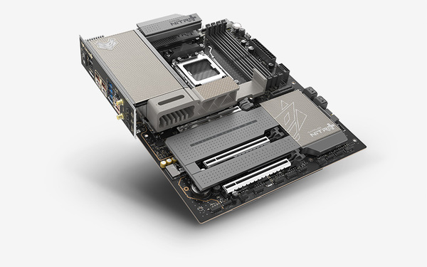 Sapphire NITRO+ X870EA Phantom Link Edition WiFi 7 AM5 ATX moderkort