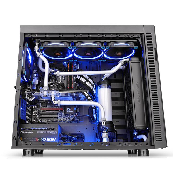 Thermaltake Suppressor F51 TG Midi Tower fully sound-damping Case tool-free installation