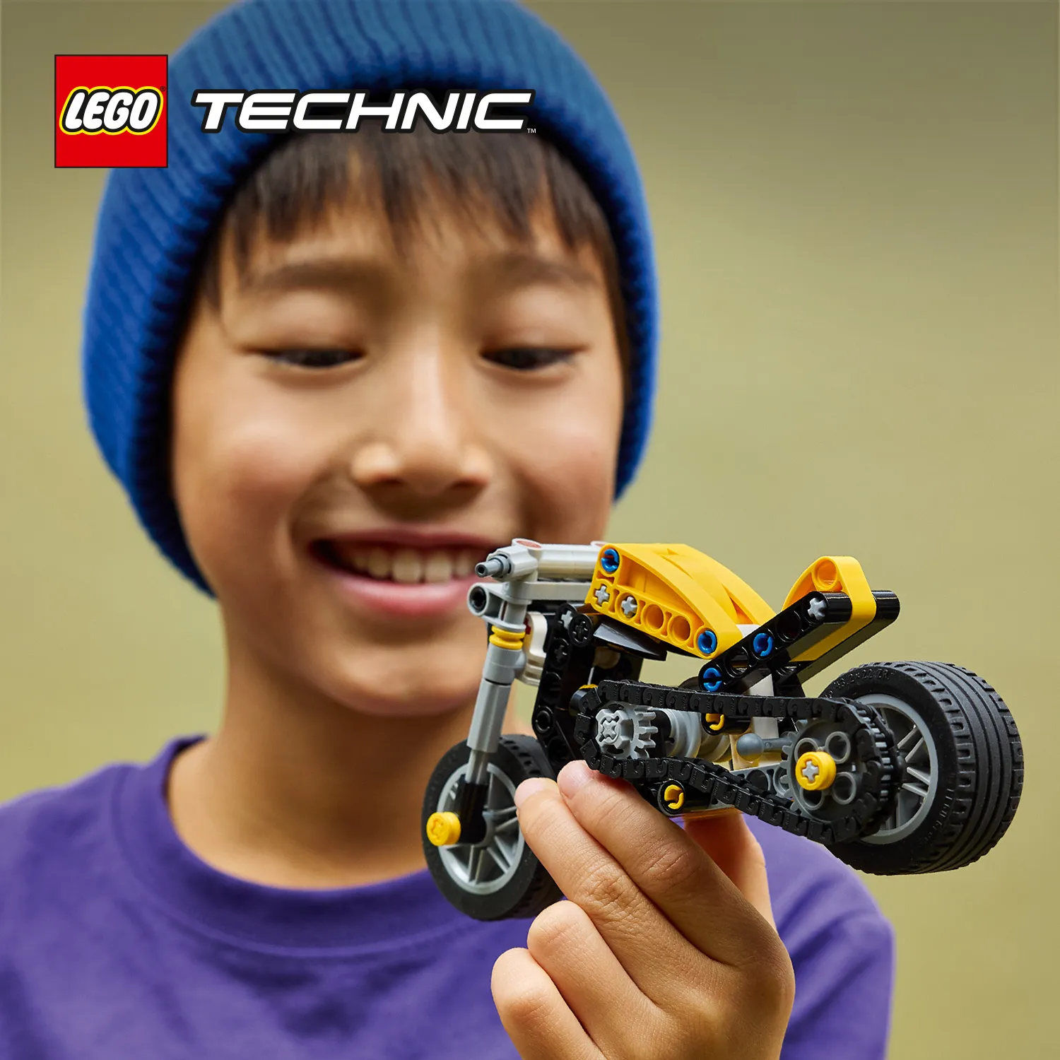 LEGO Technic Yellow Motorcycle 42225