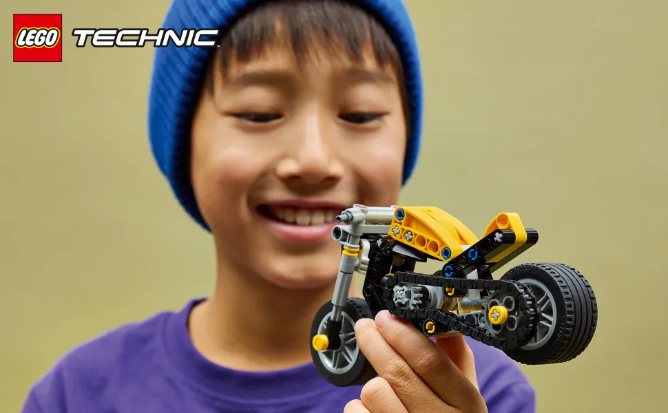 LEGO Technic Yellow Motorcycle 42225