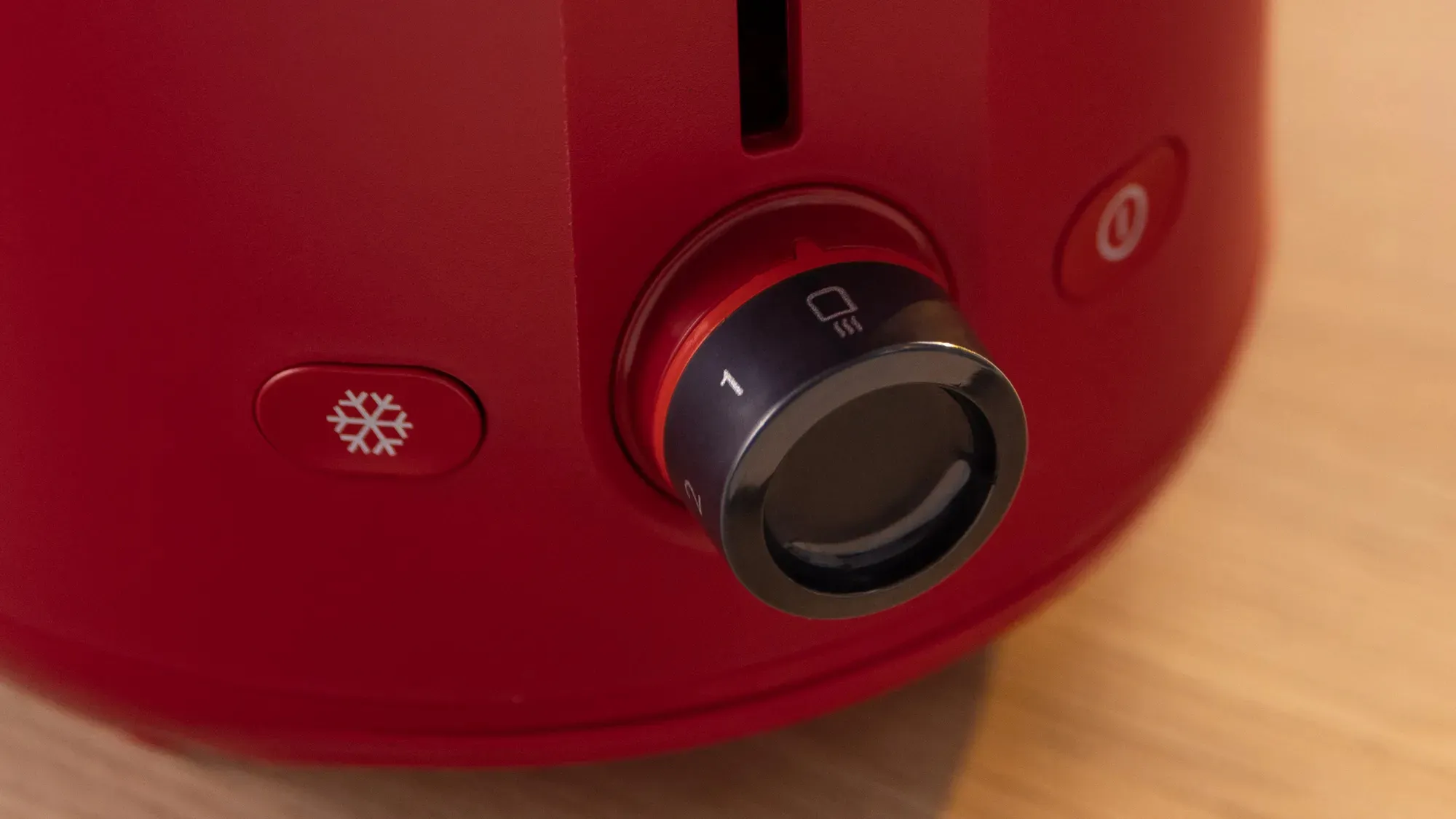 Bosch compact toaster MyMoment TAT2M124 (red, 950 watts, for 2 slices of toast)
