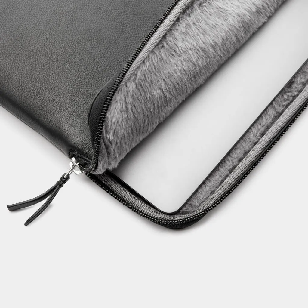 14" MacBook Pro Sleeve.