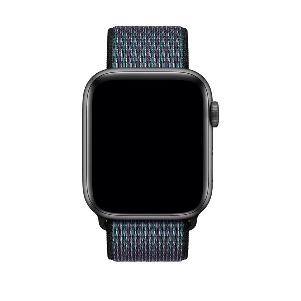 Apple Watch 44 mm Hyper Grape Nike Sport Loop ‑ranneke