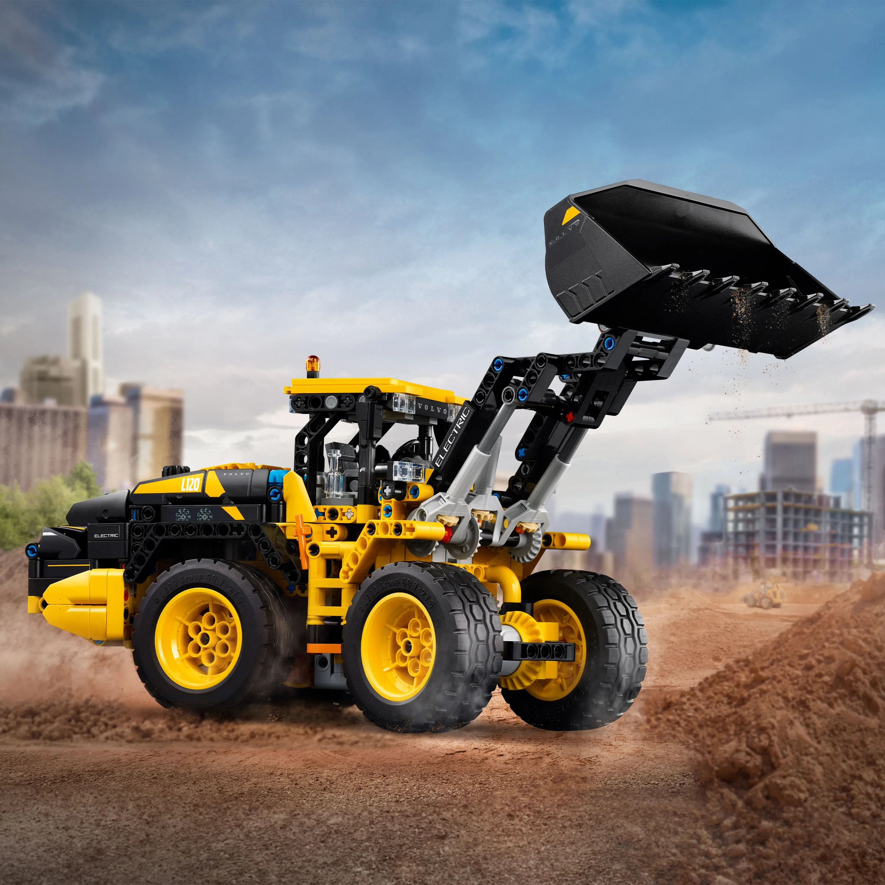 LEGO Technic Volvo L120 Electric Wheel Loader 42209