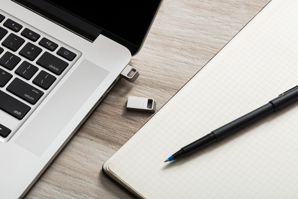 Kingston 128 Gt DataTraveler Micro 3.1 USB 3.0 -muistitikku, Metallinen