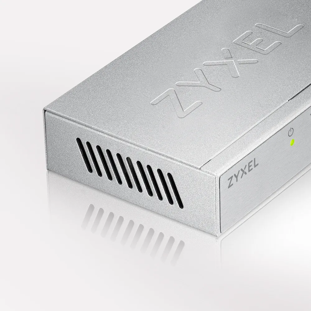 ZYXEL GS-105B V3 5-Port Desktop Gigabit Ethernet Switch