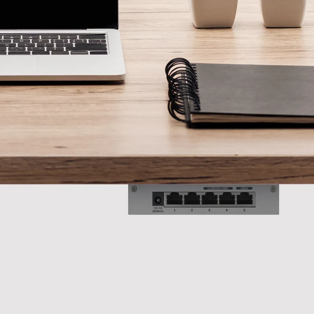 ZYXEL GS-105B V3 5-Port Desktop Gigabit Ethernet Switch
