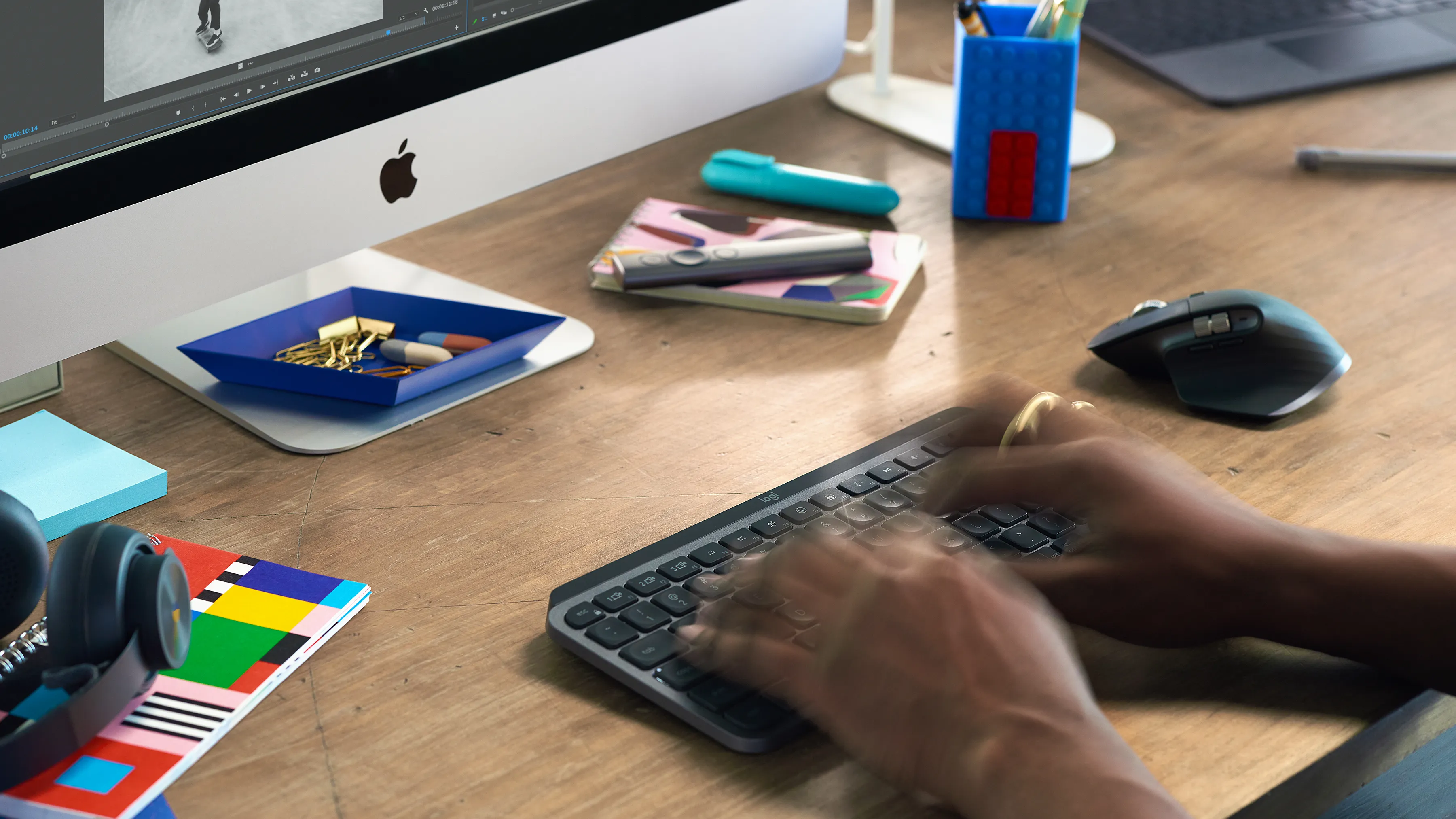 Logitech MX Keys Mini - wireless keyboard, graphite