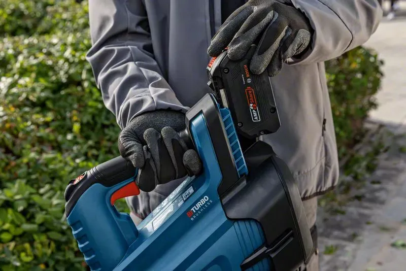 Bosch GBL 18V-750 solo -lehtipuhallin