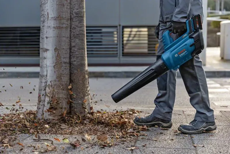 Bosch GBL 18V-750 solo -lehtipuhallin