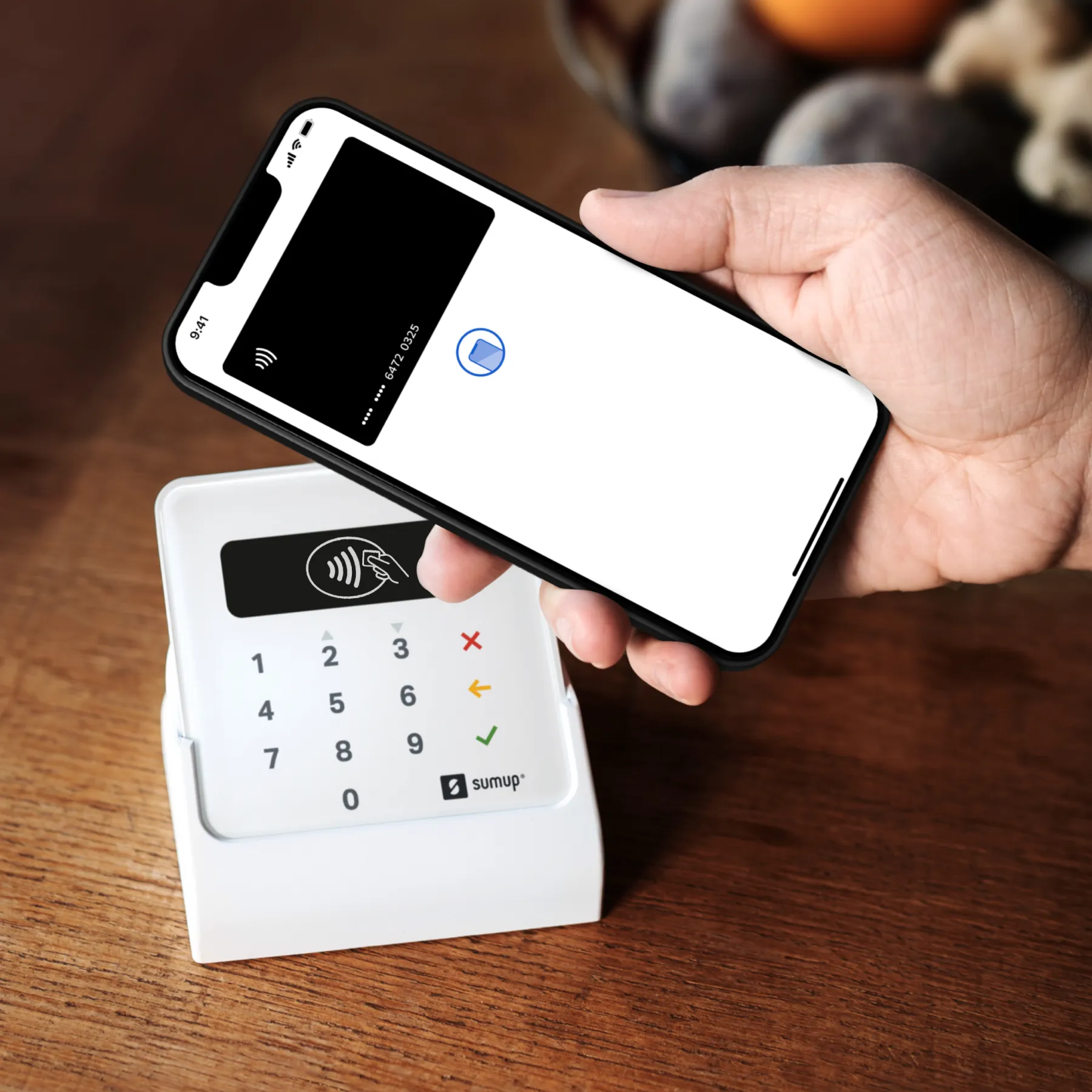 SumUp Air - payment card reader + charging station