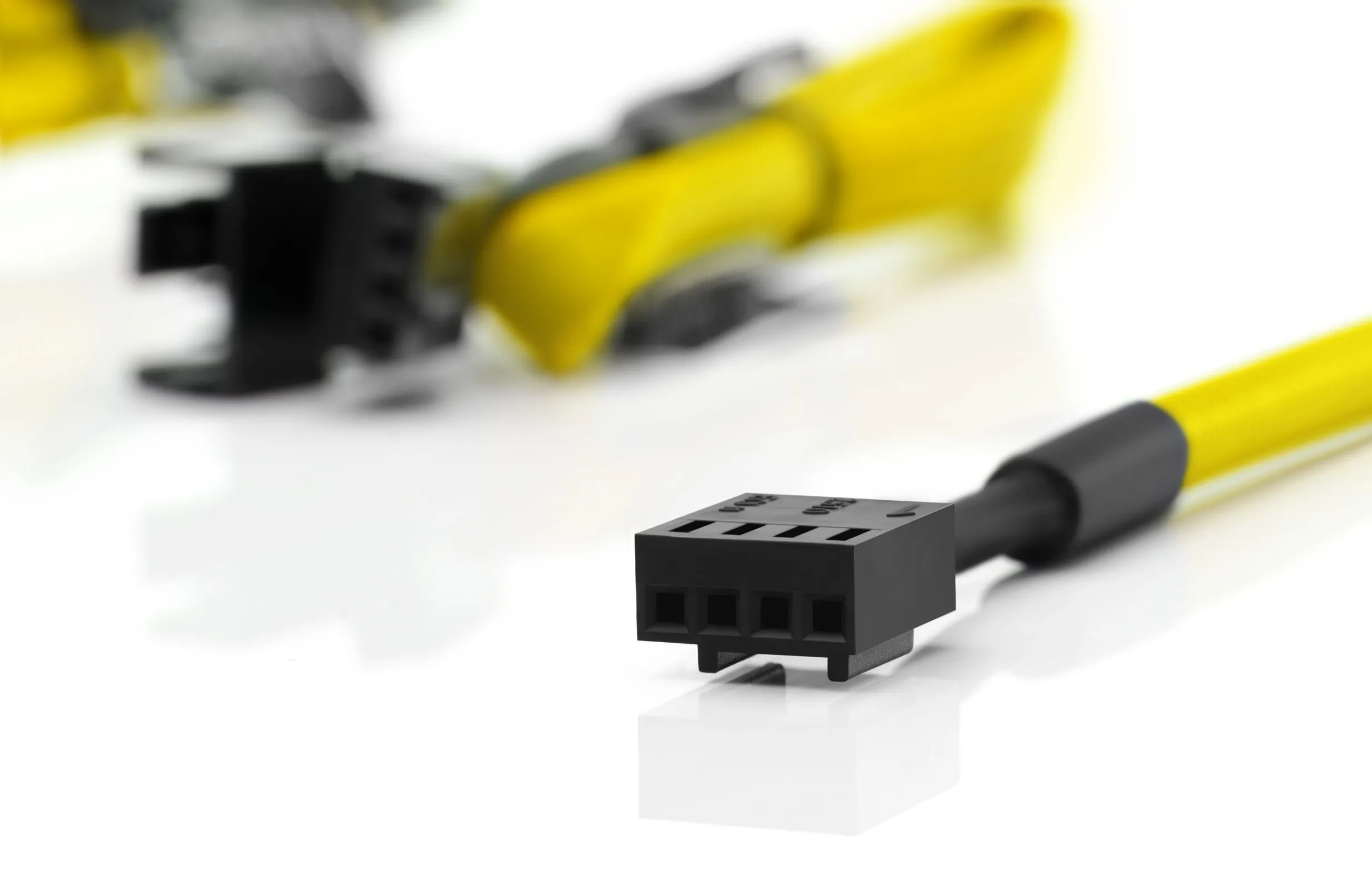 Noctua NA-SEC1 chromax.yellow - Extension cable set, yellow/black