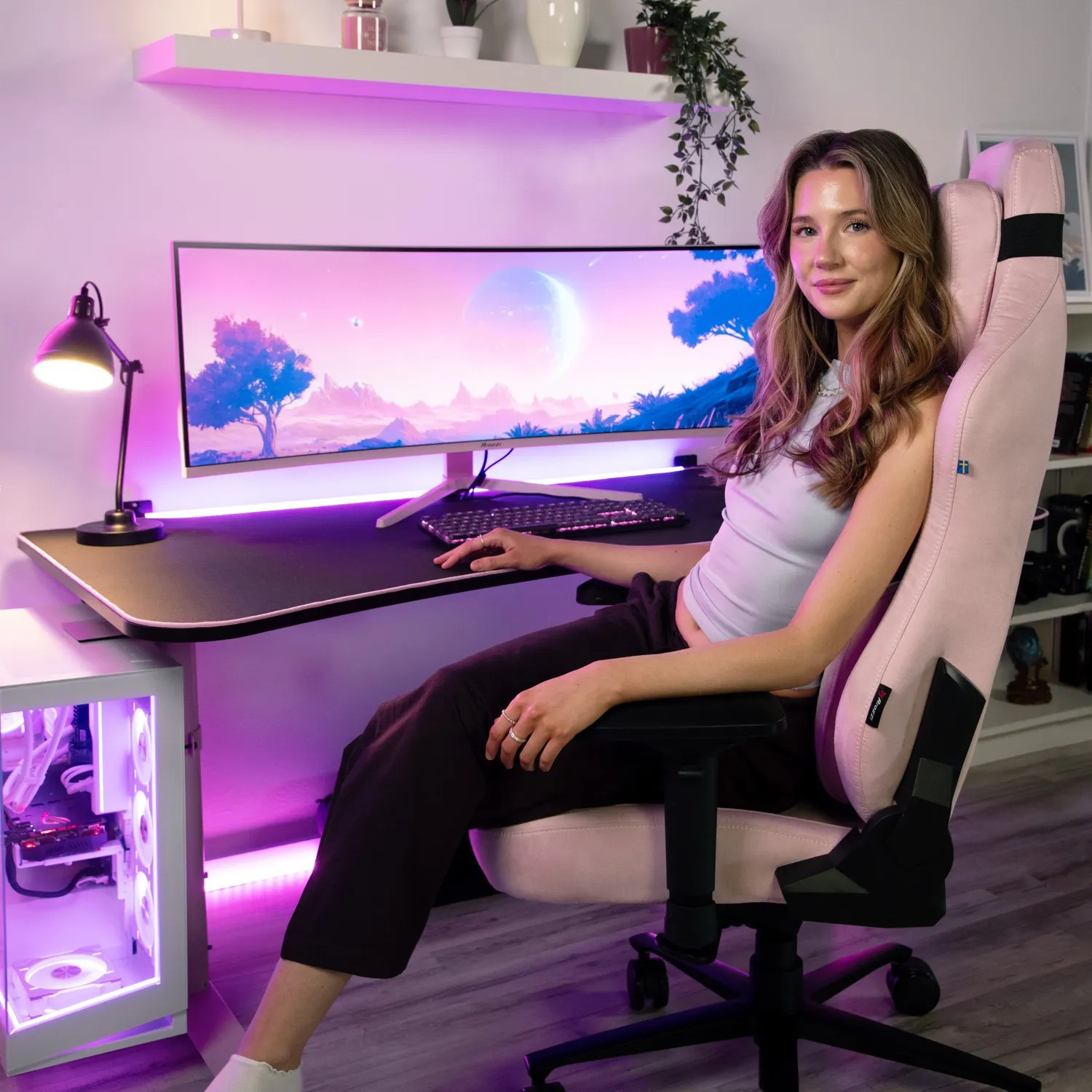 AROZZI Nova 49" DQHD, VA -kaareva pelin&auml;ytt&ouml;, 165 Hz, HDR10, USB-hubi