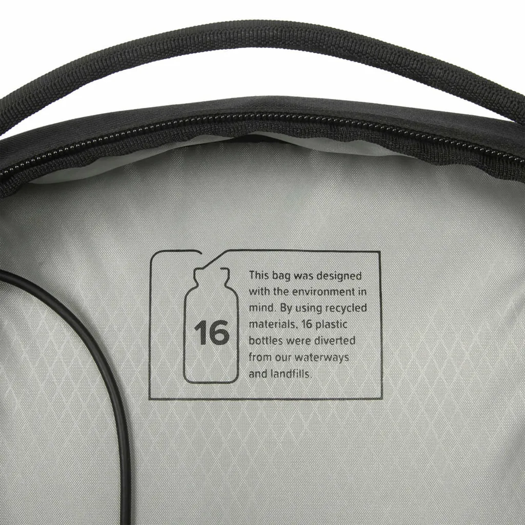 Targus Commuter 16&quot; EcoSmart Reppu Musta