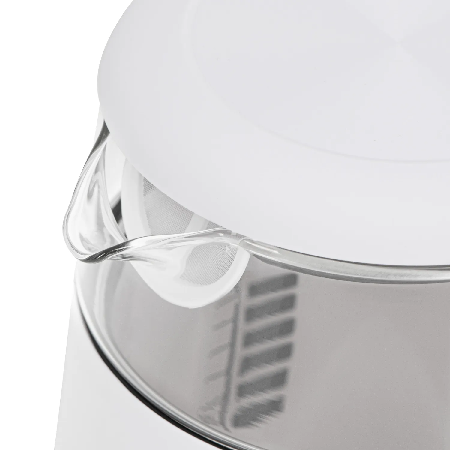 ADLER AD 1305 kettle, 1.7L, 2200W, White/Silver