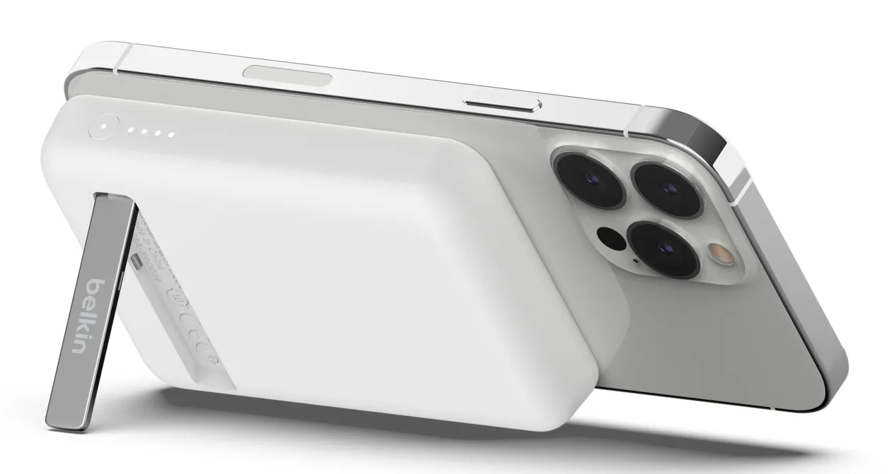 Magnetic Wireless Power Bank 5,000mAh White