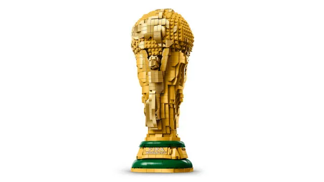 LEGO Editions FIFA World Cup Official Trophy 43020