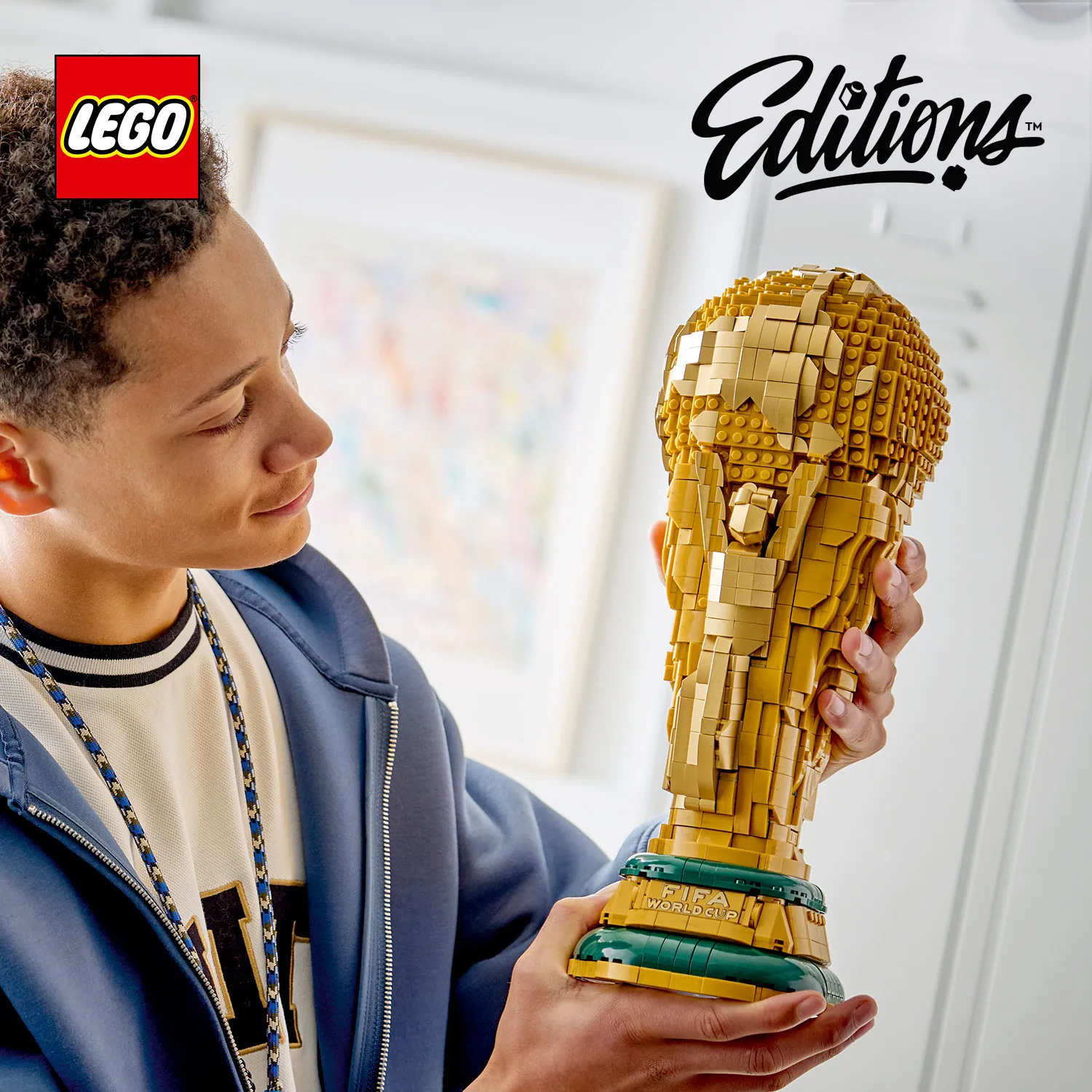 LEGO Editions FIFA World Cup Official Trophy 43020