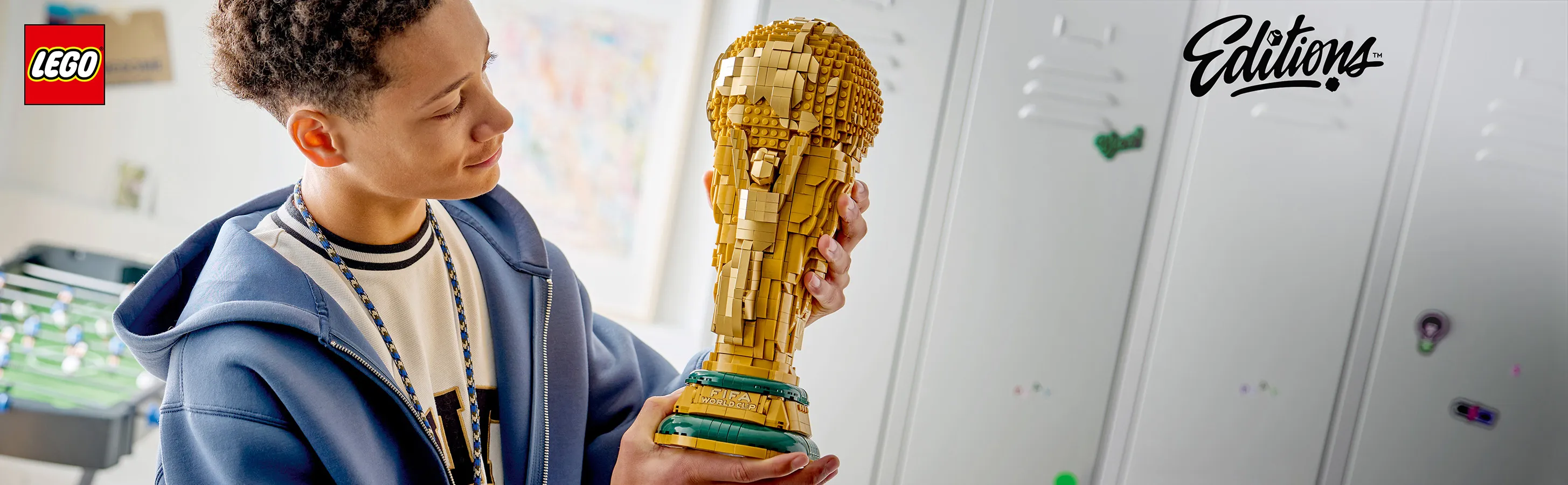 LEGO Editions FIFA World Cup Official Trophy 43020