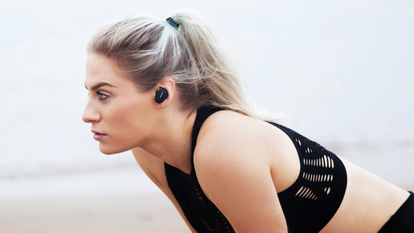 Bose Sport Earbuds -langattomat urheilunappikuulokkeet, Glacier White