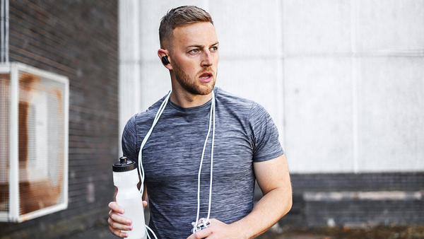 Bose Sport Earbuds -langattomat urheilunappikuulokkeet, Glacier White