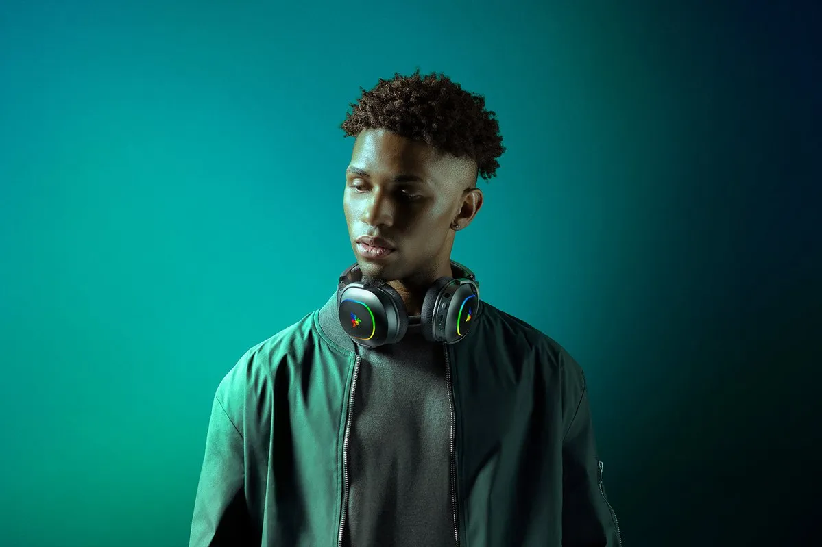 Razer Barracuda X Chroma -langaton pelikuulokemikrofoni, musta