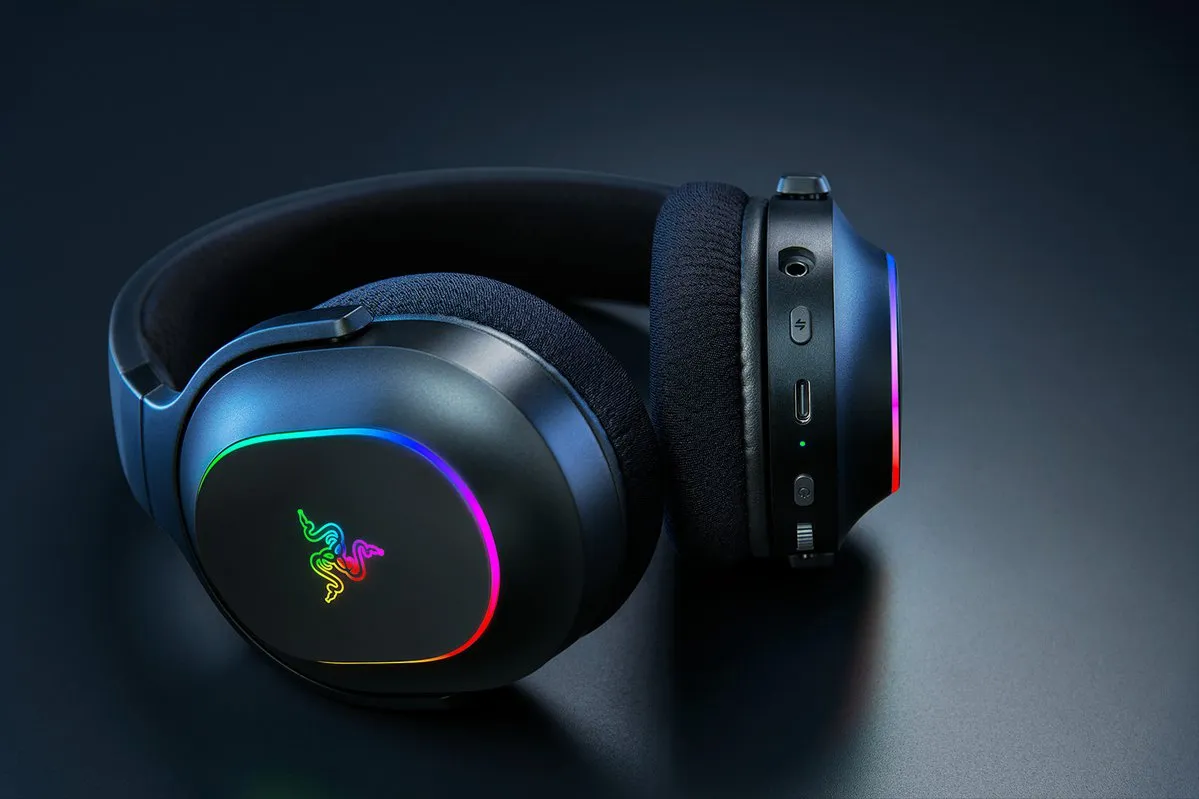 Razer Barracuda X Chroma -langaton pelikuulokemikrofoni, musta