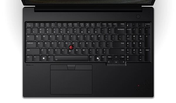 LENOVO ThinkPad P16s Gen 3 16&quot; Ultra 9 185H, 64 GB, 1 TB, RTX A500, Win 11 Pro - b&auml;rbar dator, svart