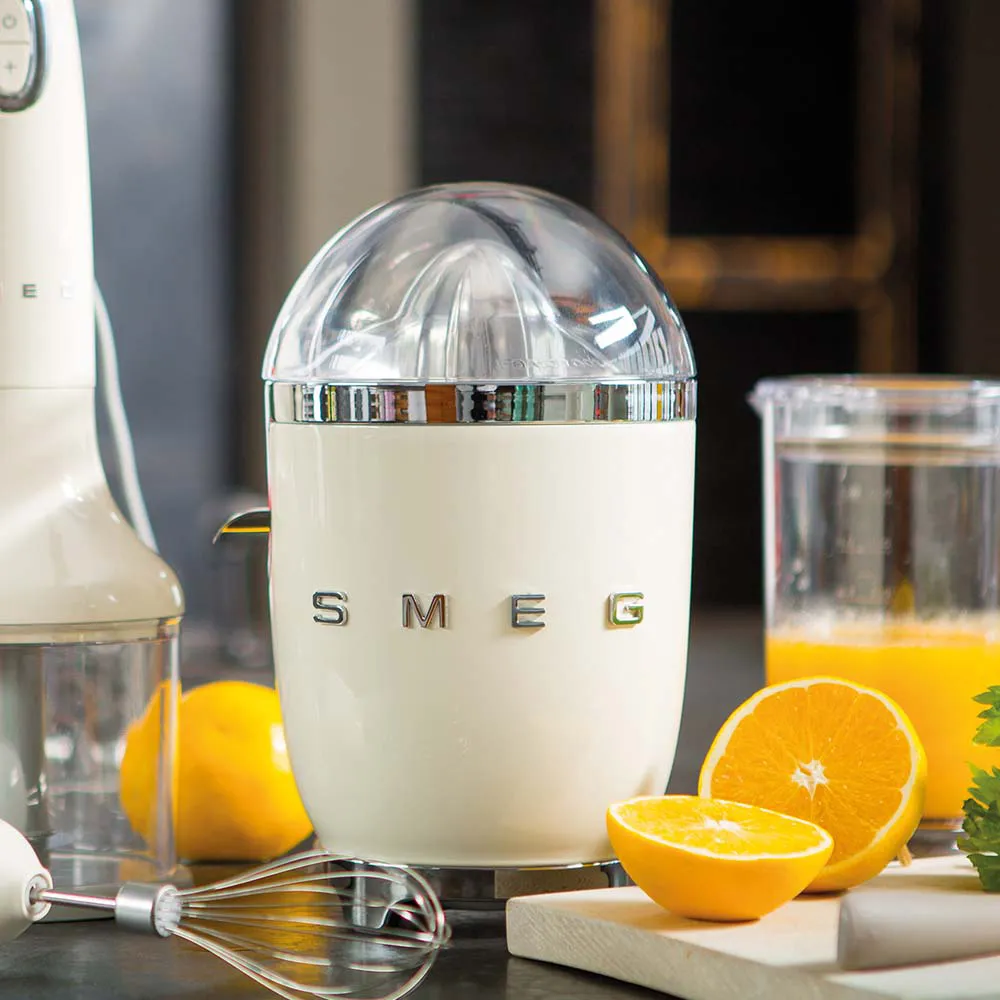 Smeg 50's Style -sitruspuserrin, 70 W - Kerma
