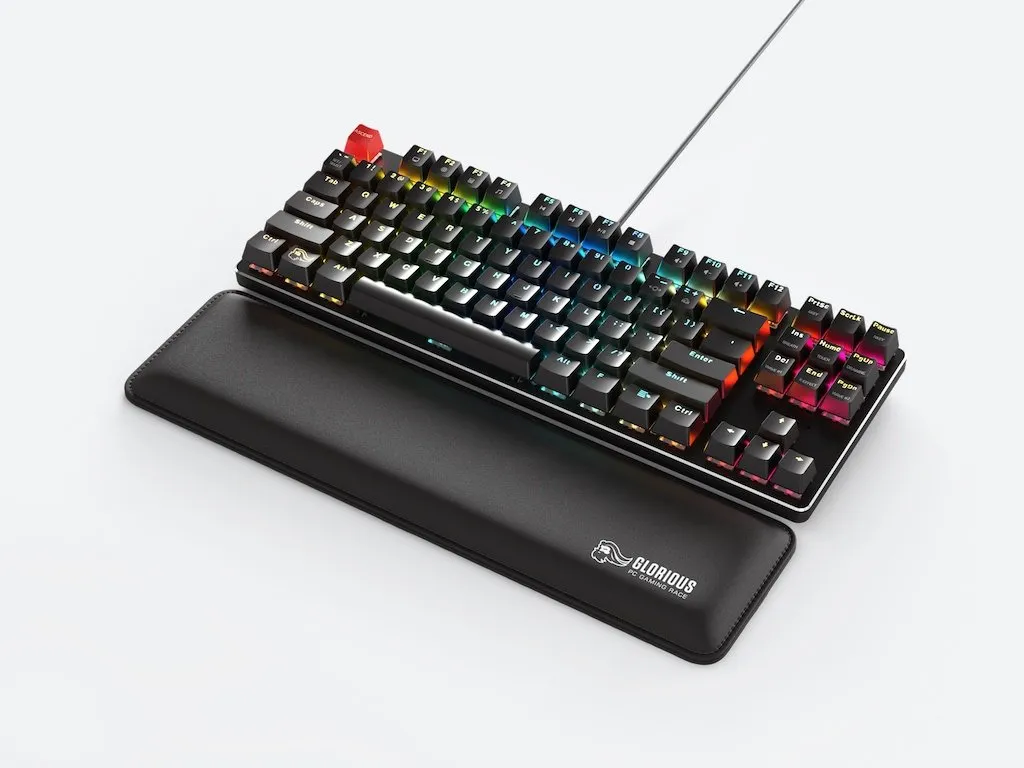 Glorious 13mm Slim Tenkeyless - handledsstöd, svart
