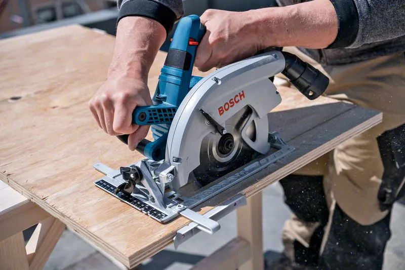 Bosch GKS 18V-70 L Professional - cordless circular saw, incl. no battery