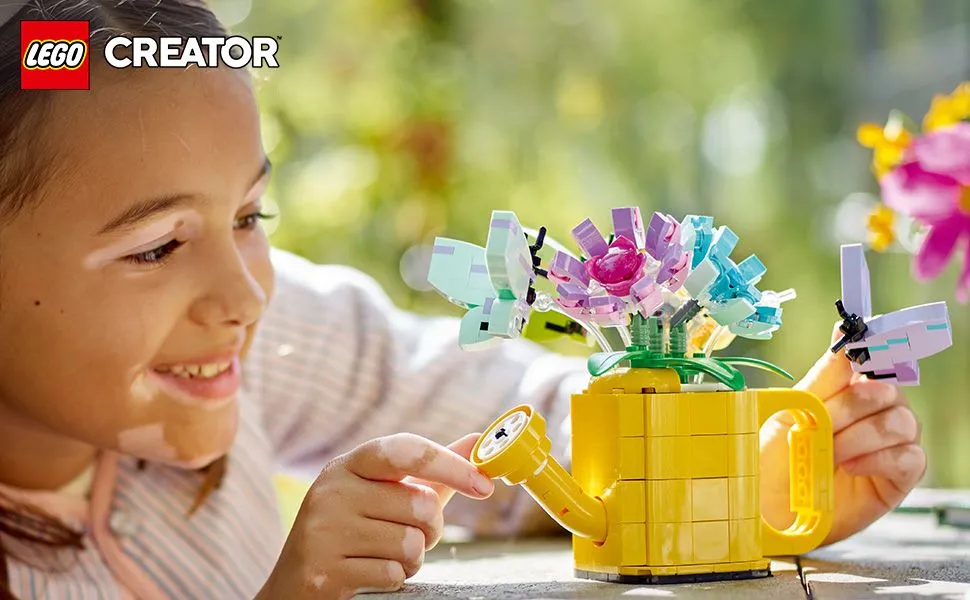 LEGO Creator Kukat kastelukannussa 31149