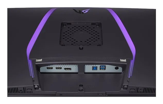 LG UltraGear 32GS94UX-B 32" 4K UHD, OLED 480Hz -pelin&auml;ytt&ouml;