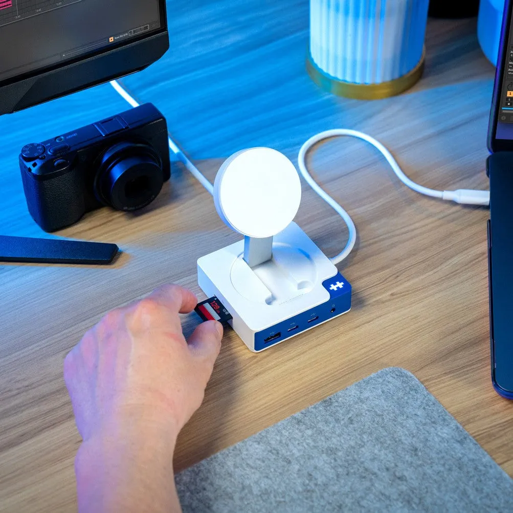 Hyper HyperDrive Flex MagCharge USB-C Hub Blue
