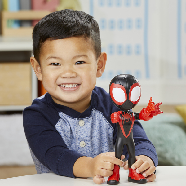 Spidey and his Amazing Friends Supersized 9 Inch Figure Miles Morales