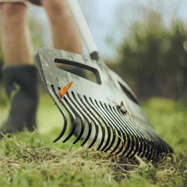 Fiskars Xact leaf rake L - 1027037