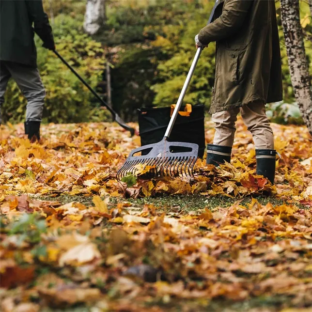 Fiskars Xact leaf rake L - 1027037