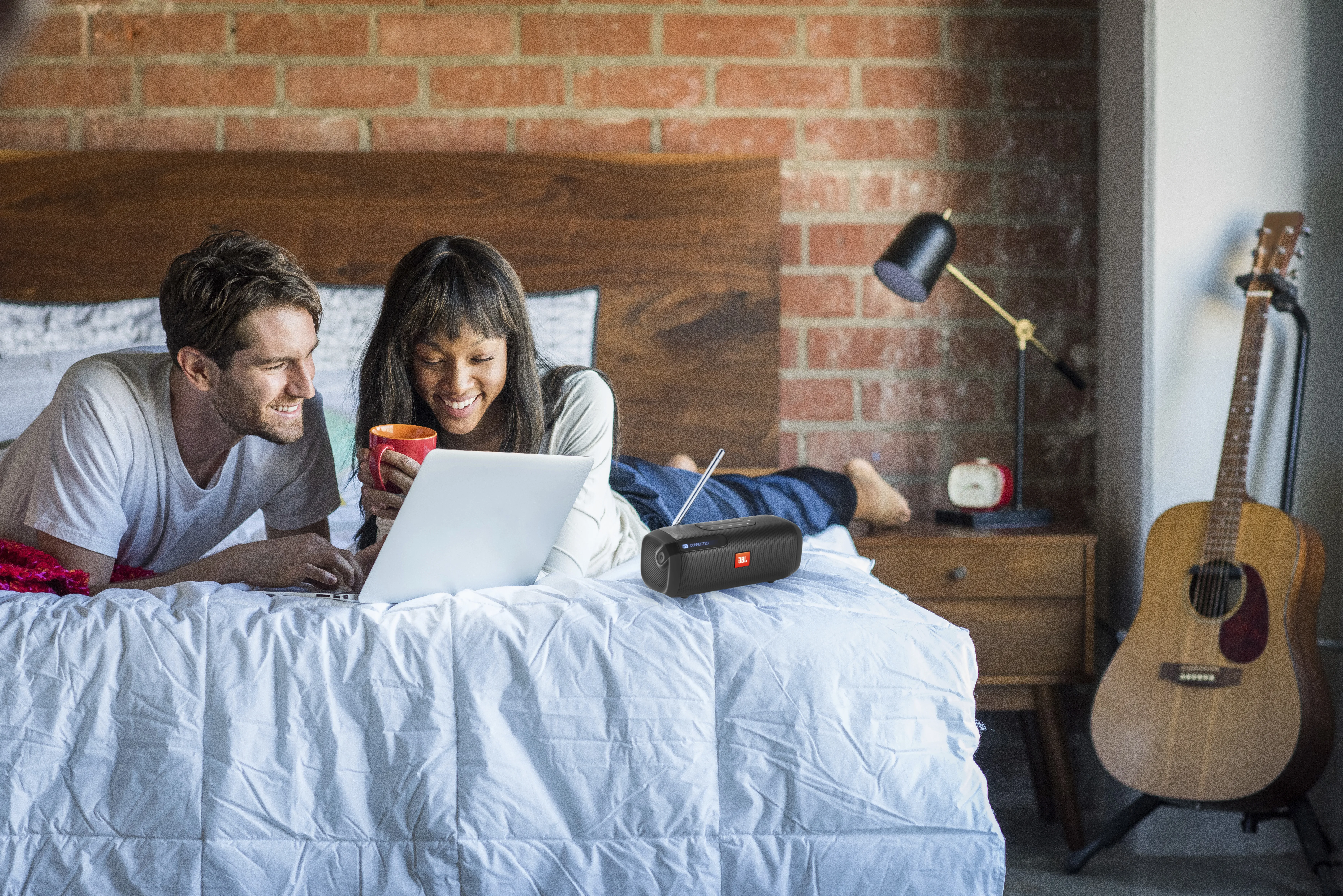 JBL TUNER 2 portable DAB/FM Radio speaker, white JBL TUNER 2 portable DAB/FM Radio speaker, white