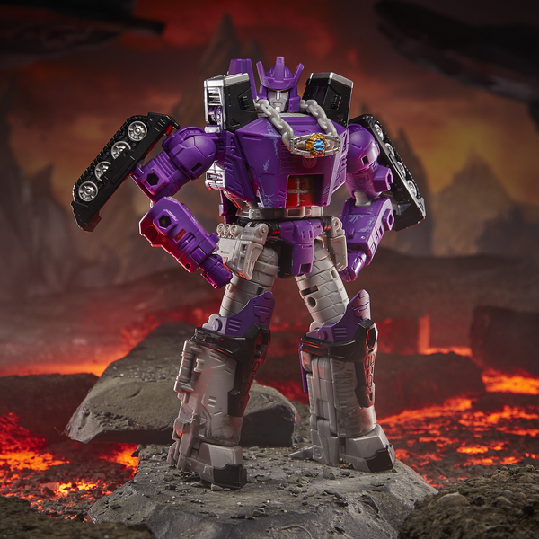 Transformers Generations War for Cybertron: Kingdom Leader, Asst.