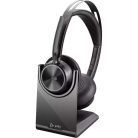 HP Poly Voyager Focus 2-M tr&aring;dl&ouml;s headset + laddst&auml;llning, svart