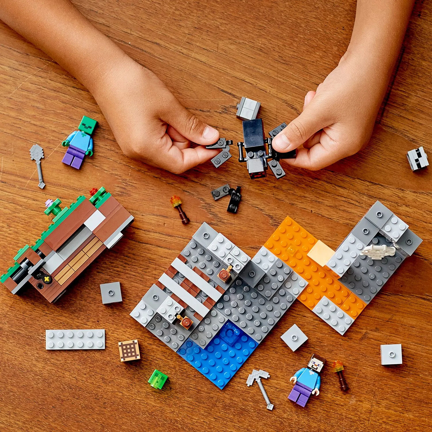 Lego Minecraft &rdquo;Hyl&auml;tty&rdquo; kaivos 21166