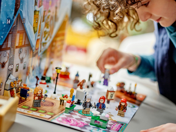 Lego Harry Potter Joulukalenteri 2023 76418