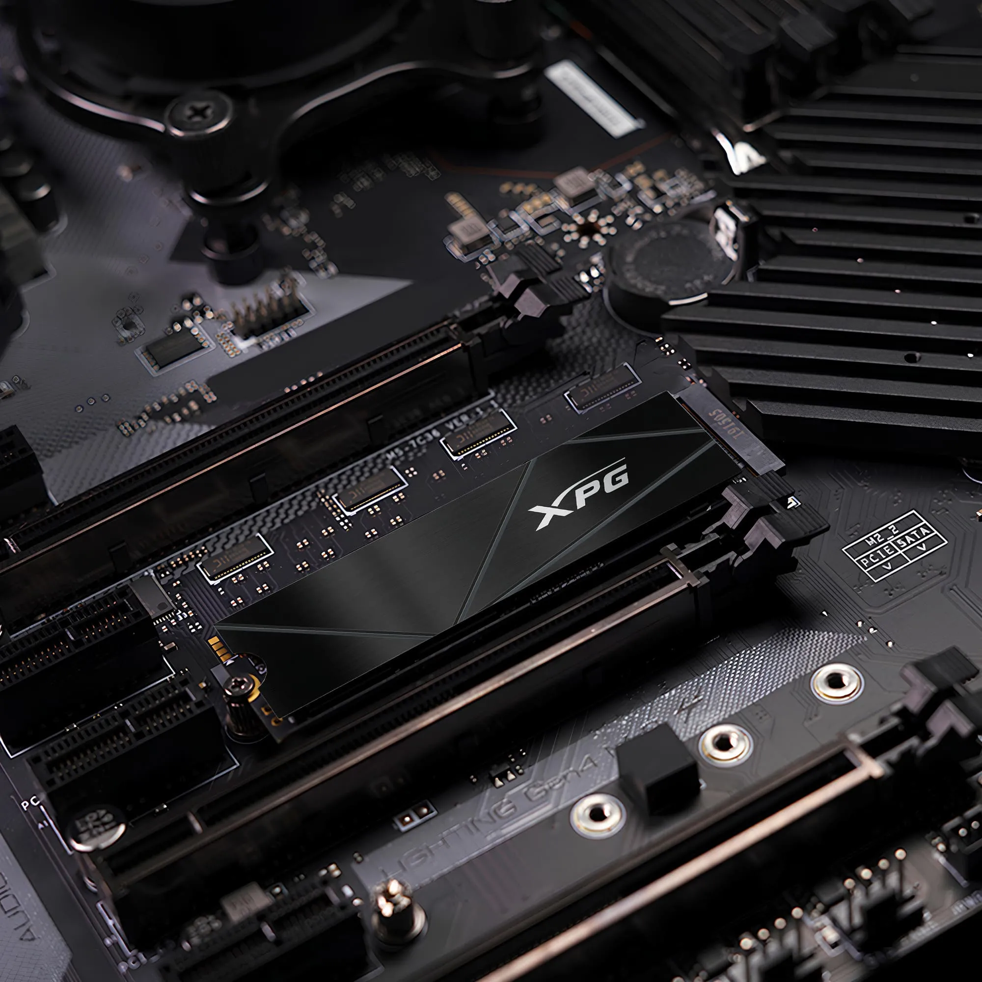 ADATA XPG GAMMIX S50 Core 2.0 TB (black, PCIe 4.0 x4, NVMe 1.4, M.2 2280)