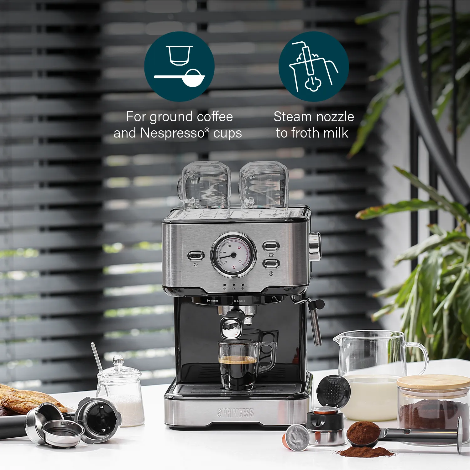 Princess 01.249412.01.001 Espresso Machine, 1.5L, Black and Stainless Steel